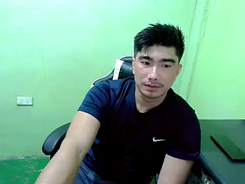 Hunkfireman online show from July 8, 2026, 11:27 pm