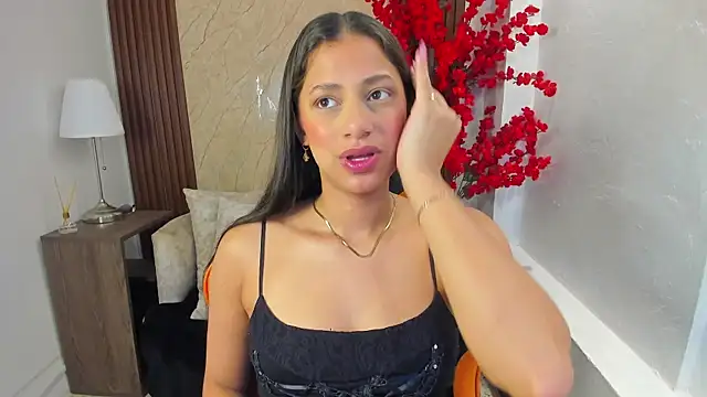 Atiena  online show from July 2, 2026, 7:31 pm