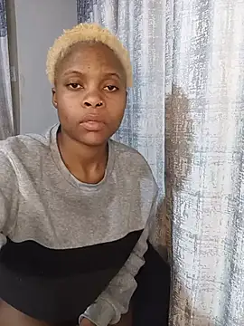BabeShanty08 online show from June 25, 2026, 7:57 am