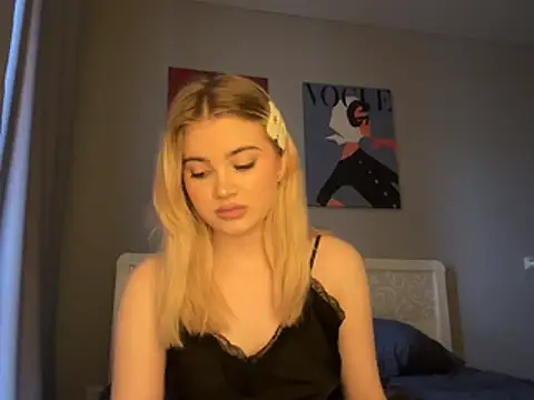 Snapshot of kirtova_ chatting on July 12, 2026, 3:24 pm kirtova online show from July 12, 2026, 3:24 pm