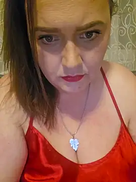 nika-W online show from April 24, 2026, 7:49 pm