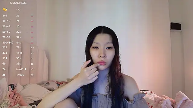 ayasinji online show from May 7, 2026, 3:22 am