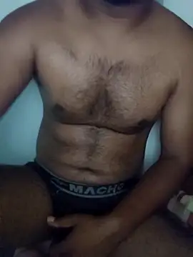 X-boy-11 online show from May 24, 2026, 6:08 pm