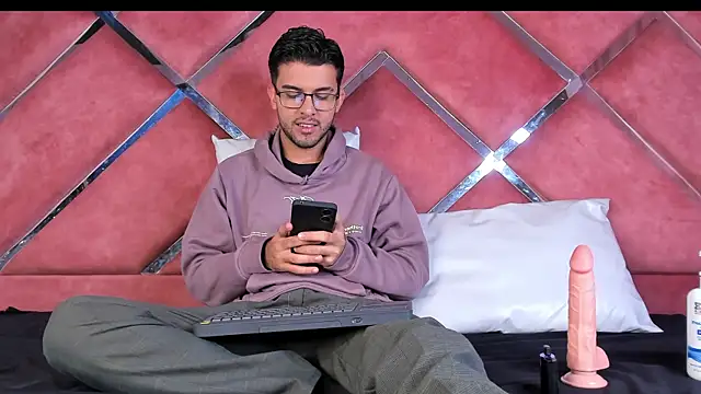 RodrigoColby2 online show from June 12, 2026, 2:42 am