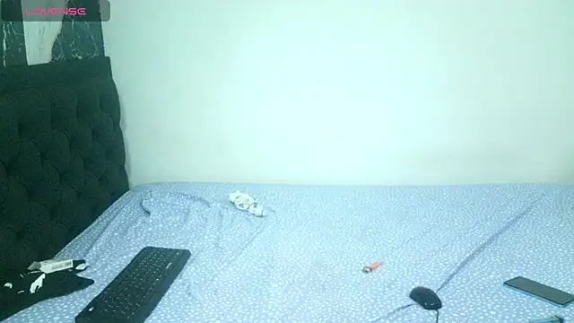 Couple Spicy60 online show from April 23, 2026, 12:29 pm