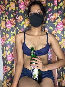 simran-cam online show from May 15, 2026, 9:02 pm