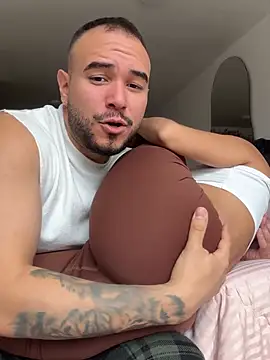 lunasex06 online show from May 11, 2026, 2:45 pm