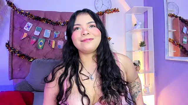 ROSELEI  online show from June 19, 2026, 5:02 am
