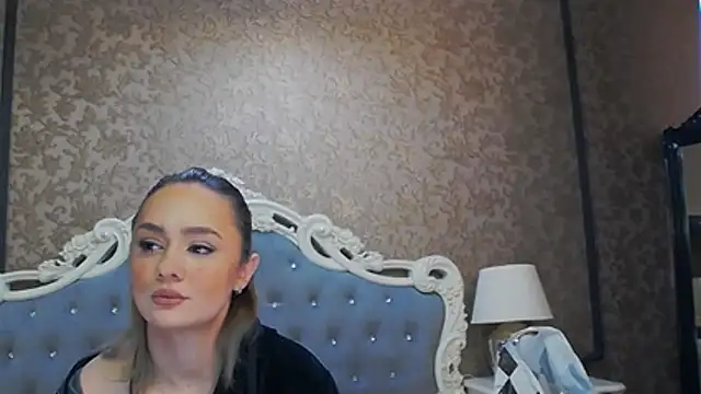 Ivy Quin online show from May 5, 2026, 4:15 am