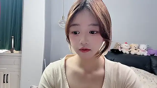 Lilababy00 online show from June 9, 2026, 5:19 am