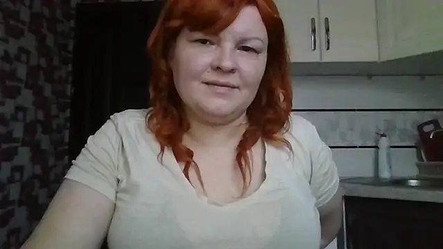 KrisryOxNikss online show from May 4, 2026, 4:32 pm