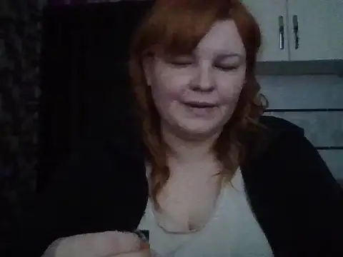KrisryOxNikss online show from May 14, 2026, 5:21 pm