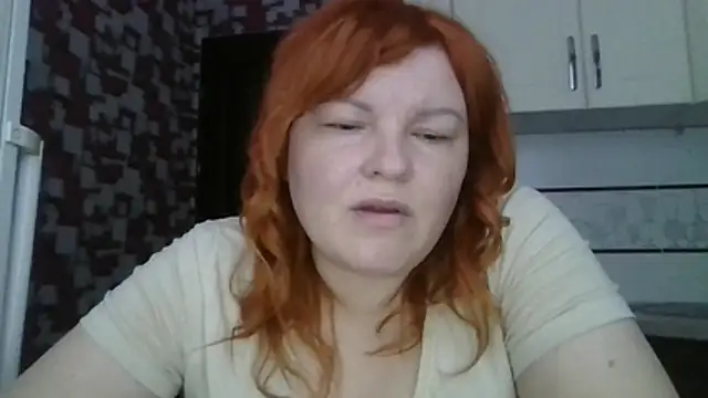 KrisryOxNikss online show from May 6, 2026, 4:33 pm