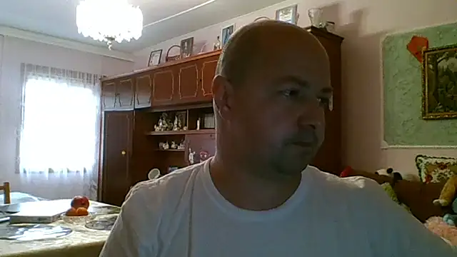 Luceriusbigass online show from July 4, 2026, 3:16 pm