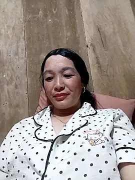 vanlucky2 online show from May 17, 2026, 1:00 pm