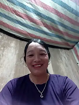 vanlucky2 online show from May 5, 2026, 11:46 am