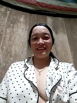 vanlucky2 online show from May 15, 2026, 10:46 am