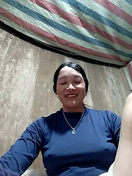 vanlucky2 online show from May 6, 2026, 11:58 am