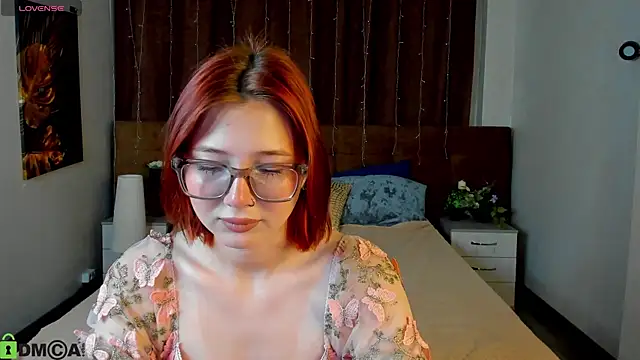 Lessi Panic online show from July 13, 2026, 12:43 am