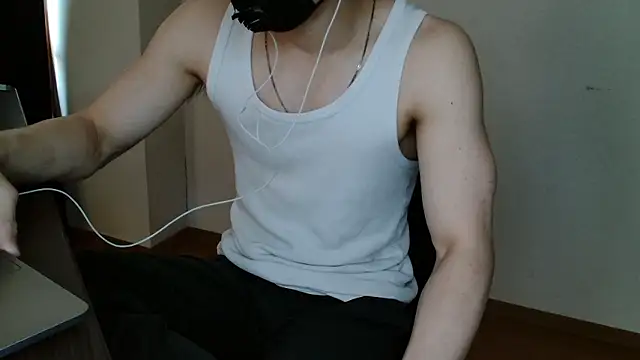 LEO1955 online show from April 25, 2026, 7:11 am