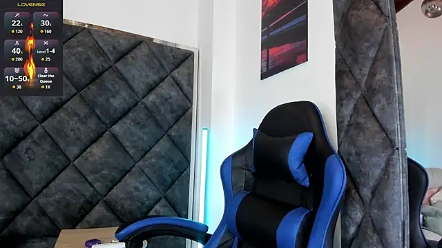LiamKron online show from June 18, 2026, 11:37 am