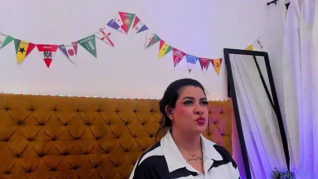 Katty West online show from July 3, 2026, 6:47 pm