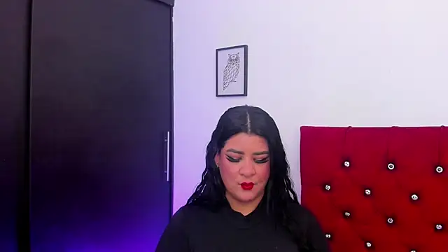 Katty West online show from May 15, 2026, 7:23 pm