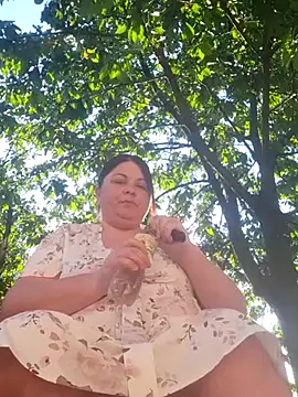 Snapshot of Dear_Natalia chatting on June 24, 2026, 4:00 am Dear Natalia online show from June 24, 2026, 4:00 am