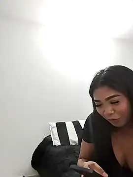 luz mari online show from April 16, 2026, 11:07 pm