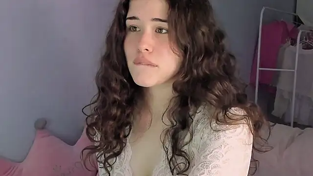 ChloeBlisss online show from June 10, 2026, 10:16 am