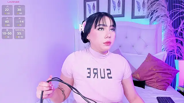 kitty bluuee online show from June 30, 2026, 4:23 am