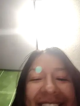 alisonnturbay online show from June 26, 2026, 1:33 am