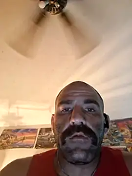 Snapshot of fitguy4u chatting on July 23, 2026, 8:38 pm fitguy4u online show from July 23, 2026, 8:38 pm