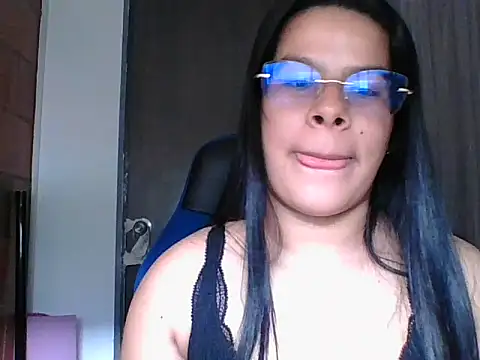 allysonx online show from April 21, 2026, 5:52 pm