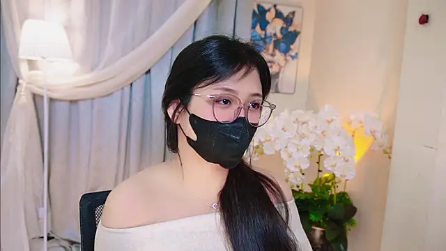 Chan Chann online show from May 4, 2026, 2:15 am