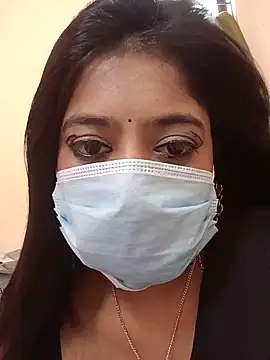 dearmona00 online show from June 13, 2026, 8:45 am