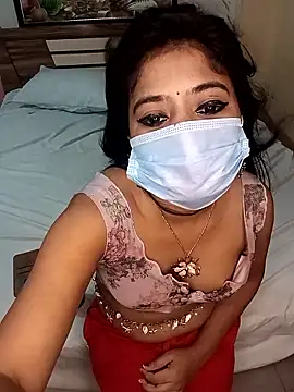 dearmona00 online show from June 22, 2026, 4:48 pm