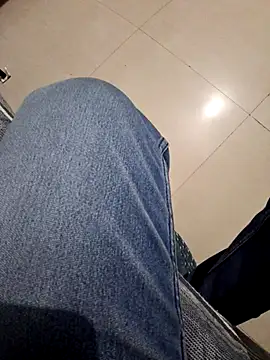 vin0281 online show from April 21, 2026, 10:00 am