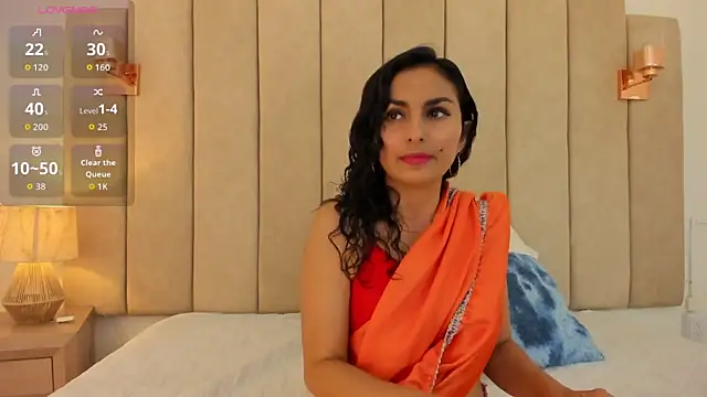 shaliny  online show from June 15, 2026, 7:02 pm