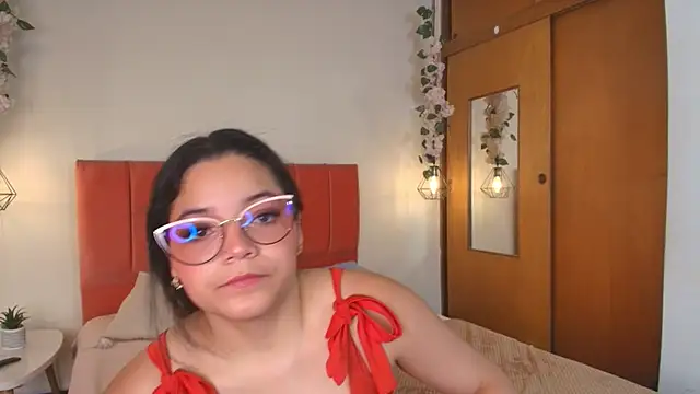 Shadya  online show from June 12, 2026, 3:26 am