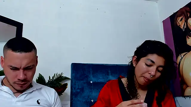 Aronandmoli69 online show from July 6, 2026, 1:34 am