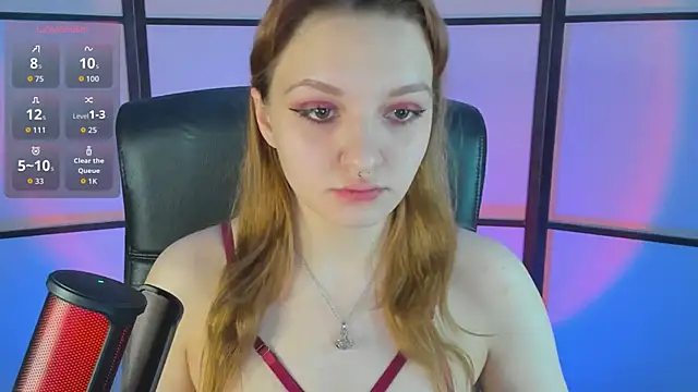 Snapshot of MaddisonLee chatting on April 20, 2026, 1:08 am MaddisonLee online show from April 20, 2026, 1:08 am