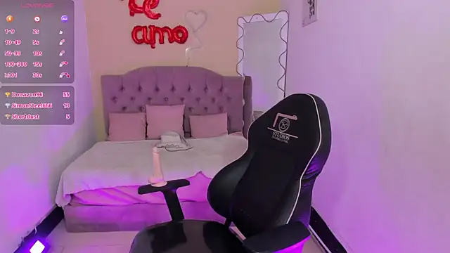 KATHERINE TAY online show from April 16, 2026, 9:39 pm