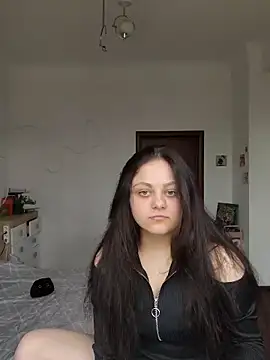  Mikky lil  online show from April 21, 2026, 11:28 am