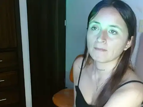 LucyArcy online show from April 18, 2026, 4:42 pm