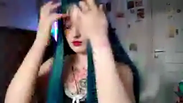 UniSunny online show from April 16, 2026, 2:07 pm