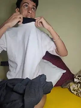 arabic boy hot online show from April 18, 2026, 8:09 pm