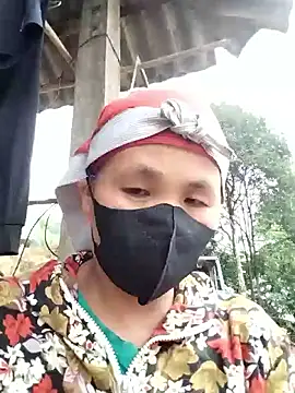 Jimi-zz online show from April 23, 2026, 5:58 am