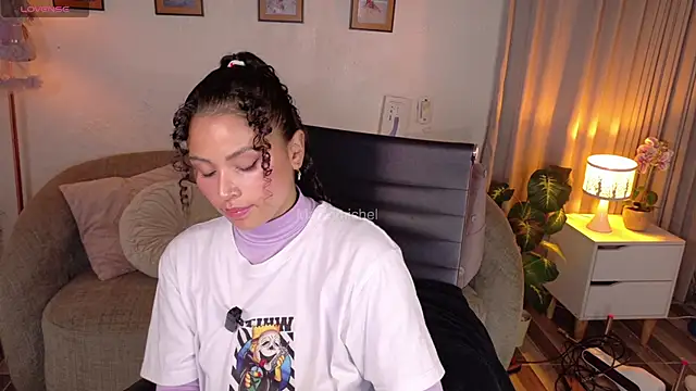 Marivimichel s online show from April 21, 2026, 10:11 am