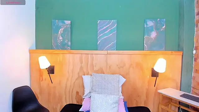 megansumer online show from April 23, 2026, 12:11 pm